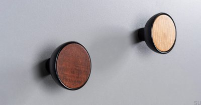 Cabide de parede Bol Black com sapele Eco madeira