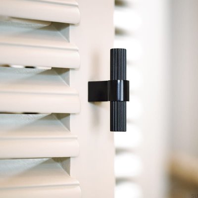 Puxador para móveis T-Bar Helix Stripe Metal Black