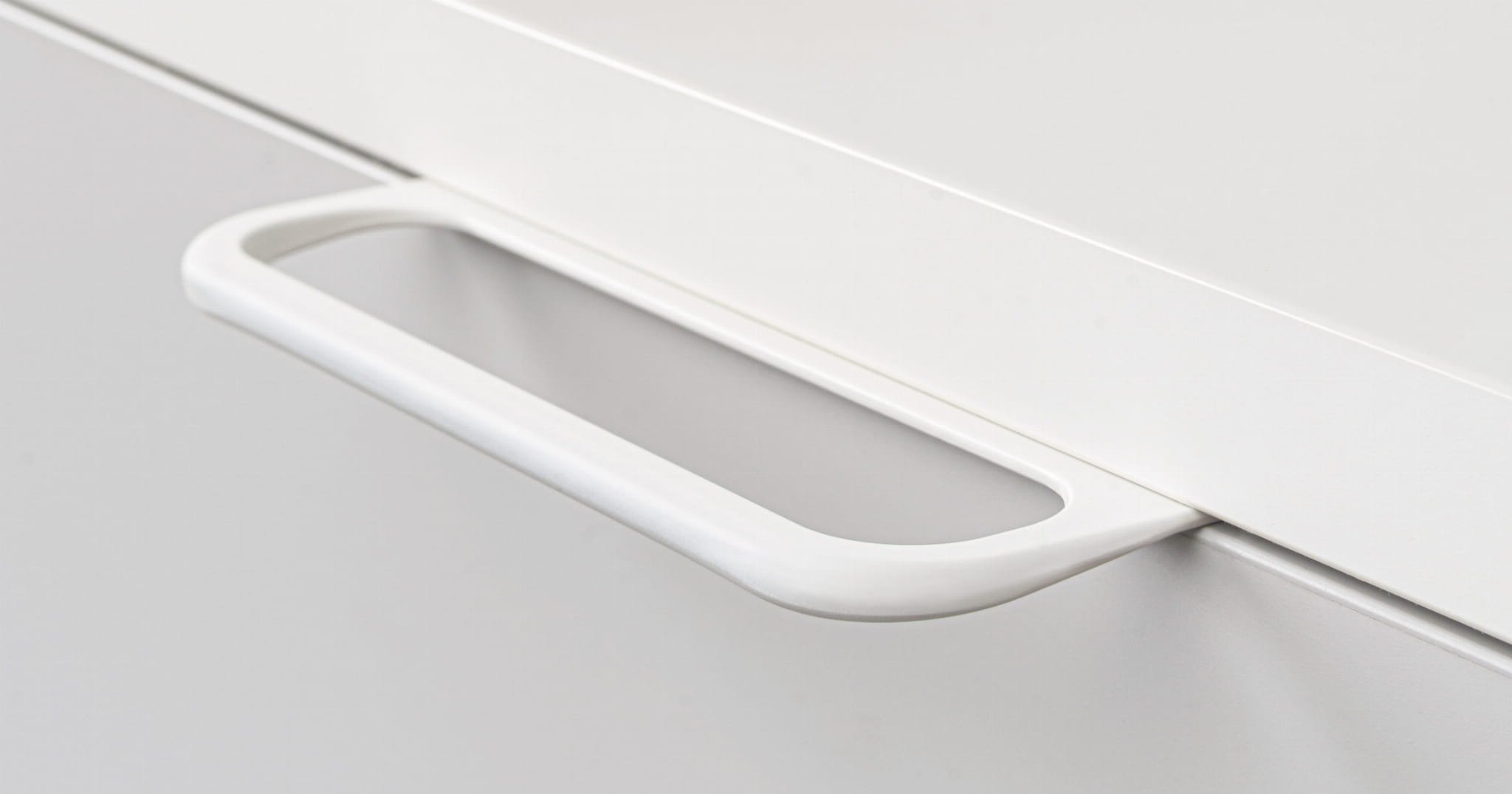 1-0552-RIM-white-handle.jpg