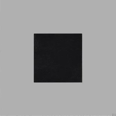 Plugue modular padrão europeu preto de 45 mm em branco