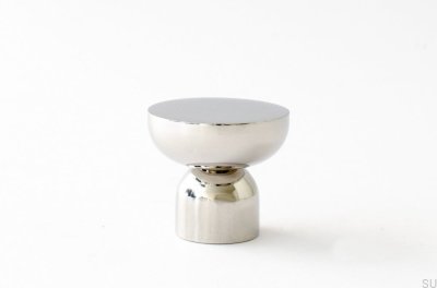 Botão para móveis em aço polido Kokeshi 3032