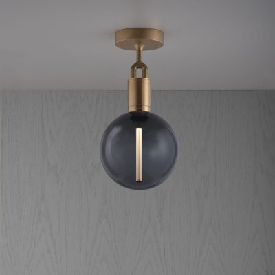 Luminária de teto bifurcada em latão com cúpula fumê