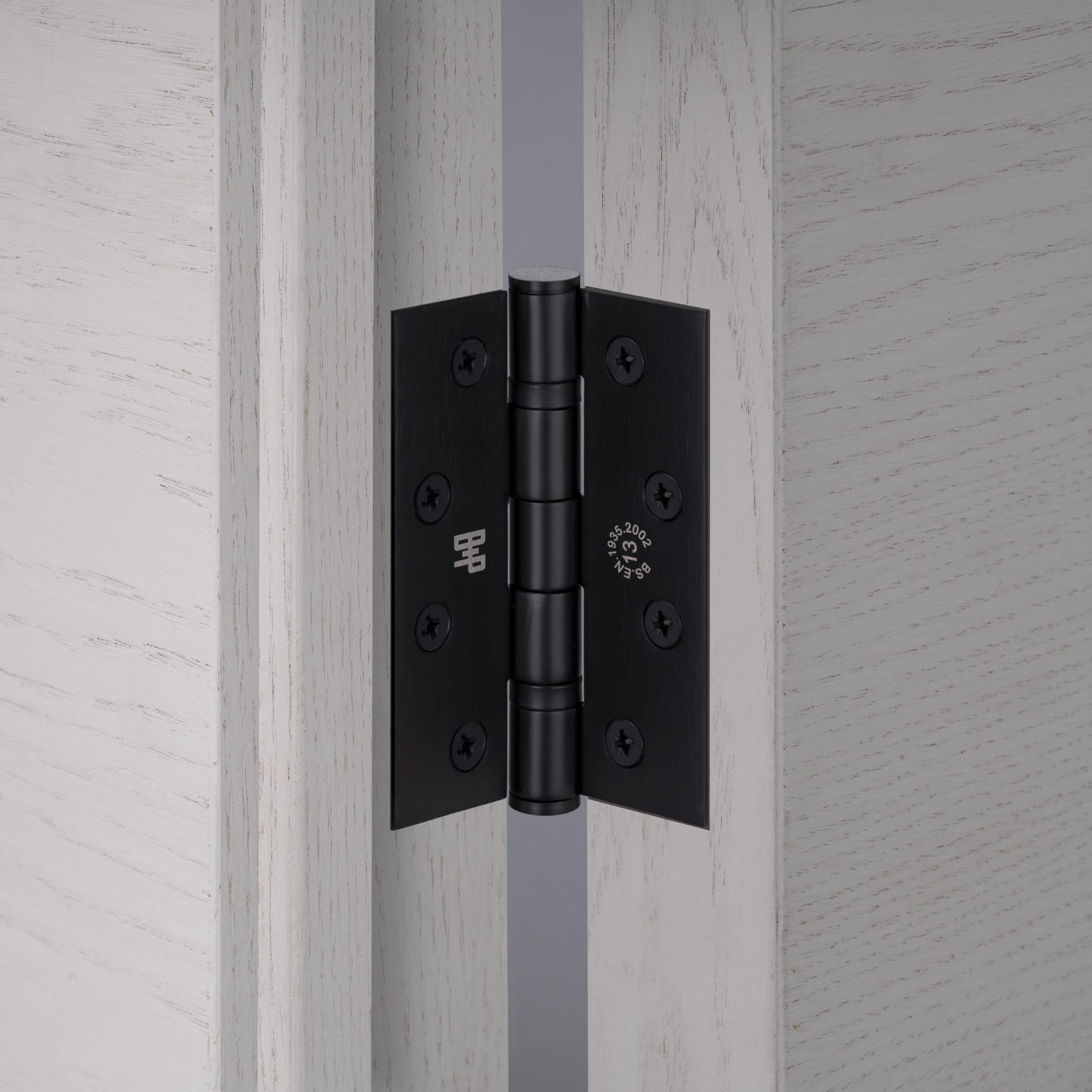 Hinge_102x76x3_mm_Black_FE_Web-scaled (1).jpg