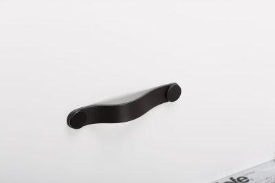 Puxador para móveis Flexa 128 Couro Preto