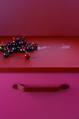 Puxador móvel alongado Belt 160 Metal Vermelho
