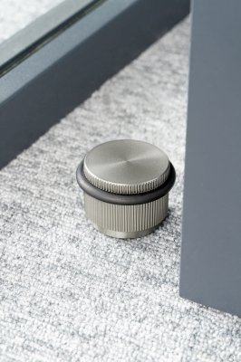 Batente de porta de chão Arpa Silver