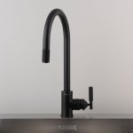 BP_Tap_Cross_Pullout_Black_Web_Square_02.jpg