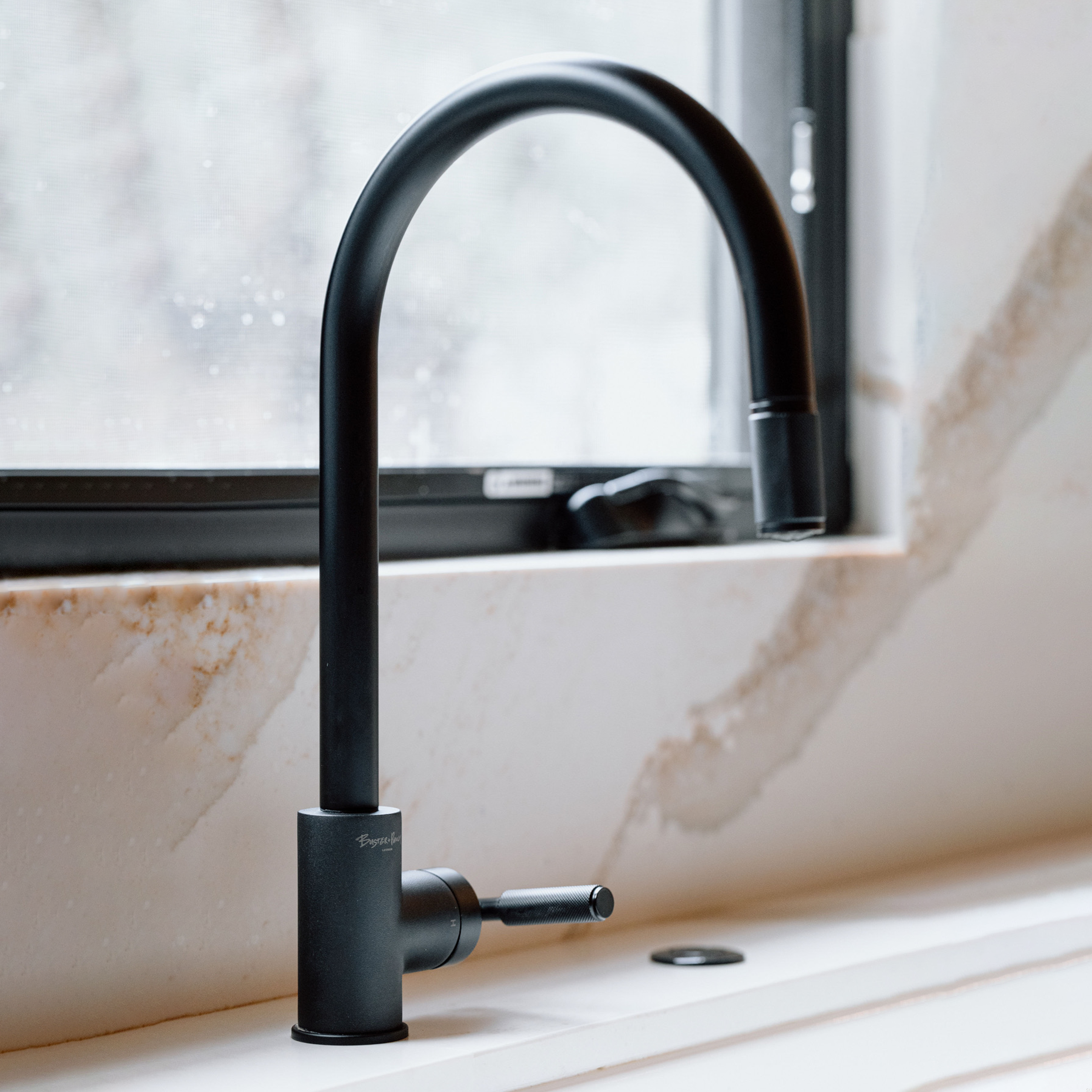 BP_Tap_Linear_Detail_Black_Web_Square-scaled-2.png