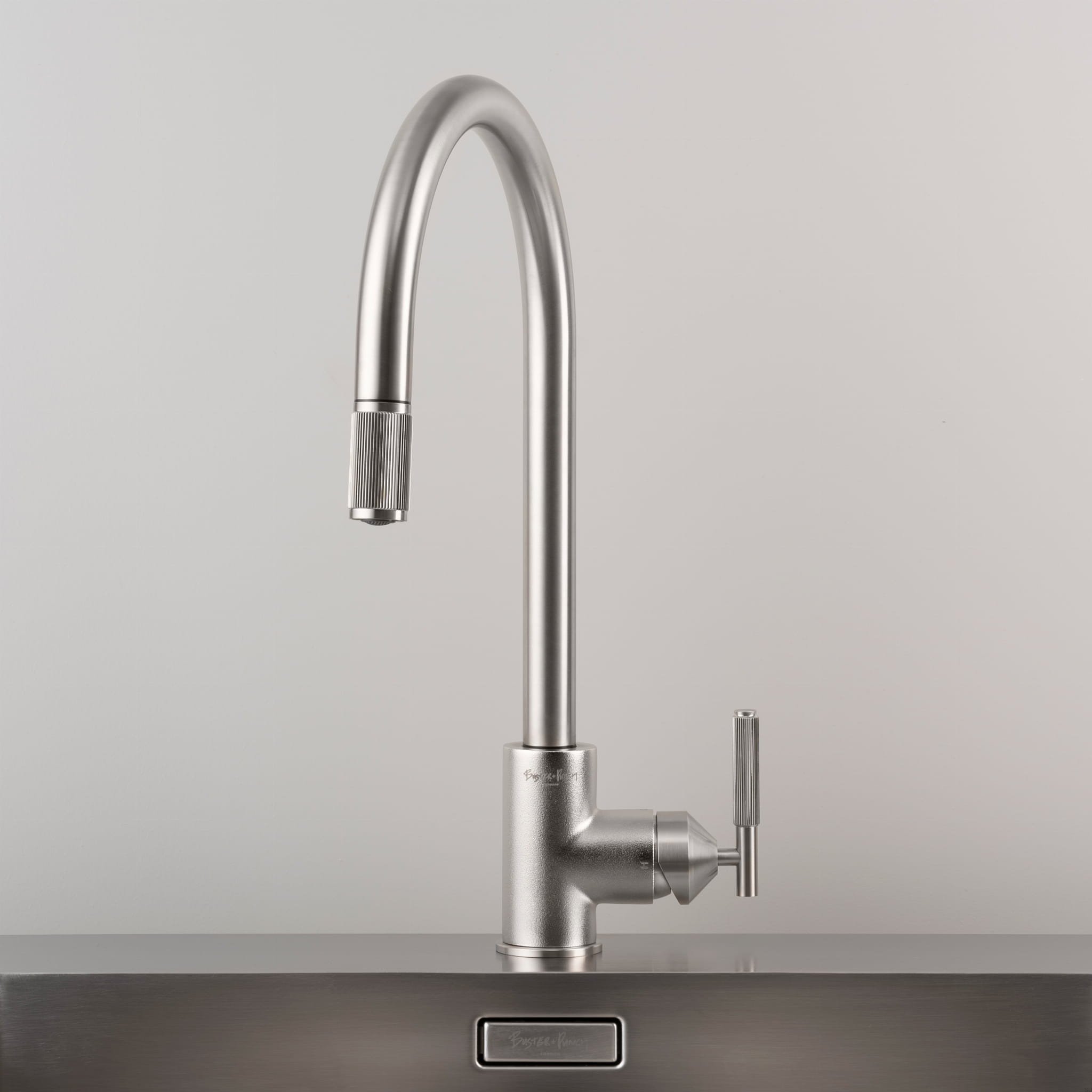 BP_Tap_Linear_Pullout_Steel_Web_Square_02.jpg
