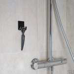 606077-21 Uchwyt na maszynkę do golenia Base Stalowy Czarny Mat