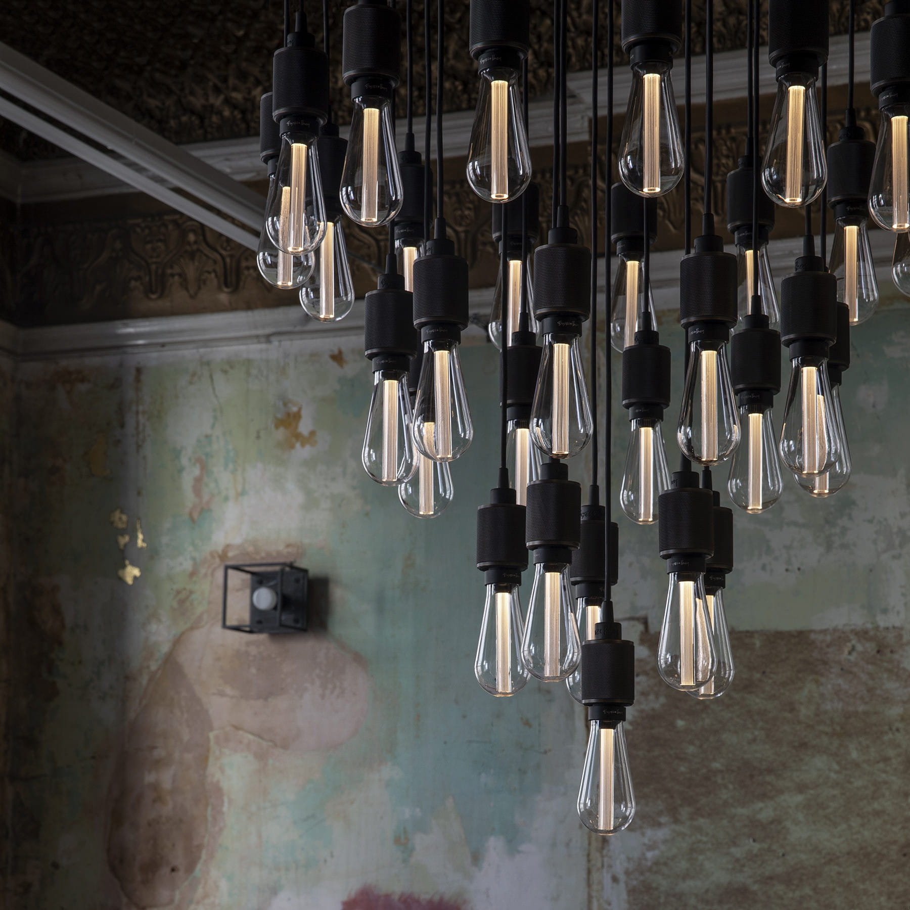 żyrandol z żarówkami Bulb Crystal