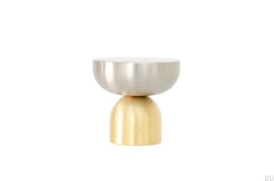 Botão para móveis Kokeshi Mix 3032 em latão escovado sem pintura com aço escovado