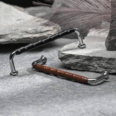 Burano Wrapped 128 puxador de móvel oblongo Cromado Polido com Couro Preto