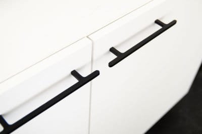 Puxador de móvel oblongo Flat Line 128 Alumínio Preto