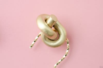 Puxador para móveis Knot 50, latão escovado, sem verniz