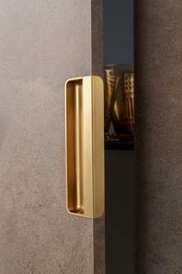 Puxador de móvel embutido Moule 128 Brushed Gold Cava