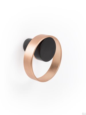 Orbit 75 Preto com Cabide de Parede em Cobre Escovado