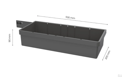 Um armário para itens de limpeza