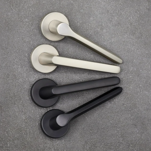 752034-41M--Klamka-do-Drzwi-Sintra-Aluminiowa-Srebrna-Szczotkowana-Zamek-Modułowy-Beslag-Design-Skandynawskie-Uchwyty_2