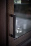512860256-95--Uchwyt-meblowy-podłużny-Flat-256-Metalowy-Ciemnobrązowy-Furnipart-Skandynawskie-Uchwyty_2