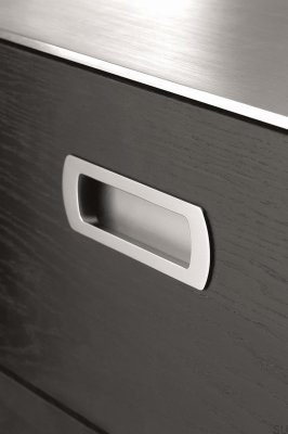 Puxador embutido para móvel Lux 128 Metal Prata