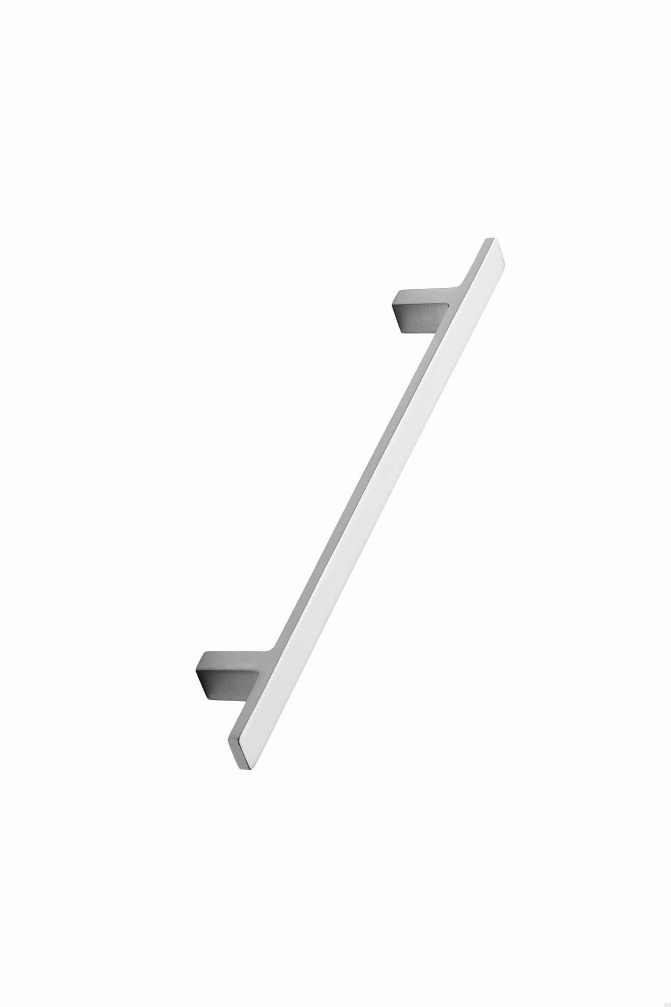 550620160-66--Uchwyt-meblowy-podłużny-Transit-160-Metalowy-Srebrny-Furnipart-Skandynawskie-Uchwyty_1