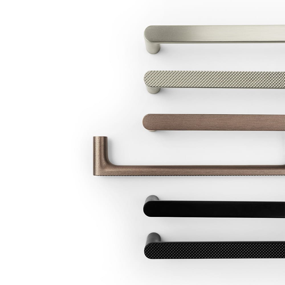 308407-11--Uchwyt-meblowy-podłużny-Vibe-Plain-160-Metalowy-Ciemny-Brąz-Beslag-Design-Skandynawskie-Uchwyty_3
