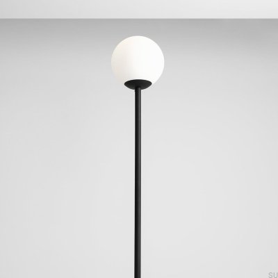 Luminária de chão Pinne Metal Preto
