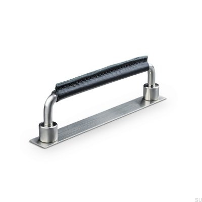 Puxador Asissi Stitched 128 Metal Escovado Prata com Couro Preto Puxador Alongado para Móveis