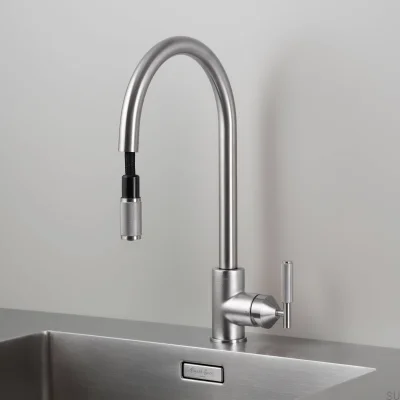 Torneira de cozinha extensível Cross em latão prateado com conector britânico