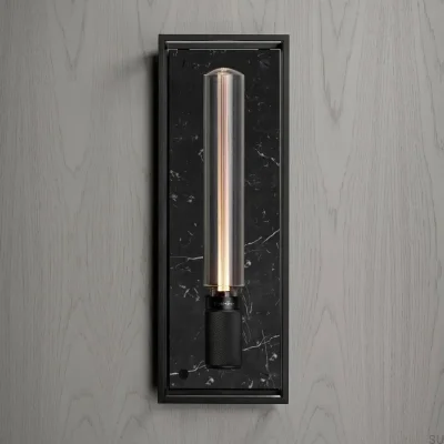 Luminária de parede em forma de cruz com gaiola, em aço e mármore preto.