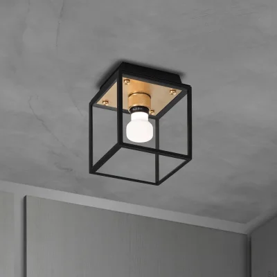 Luminária de teto em latão com gaiola para uso úmido