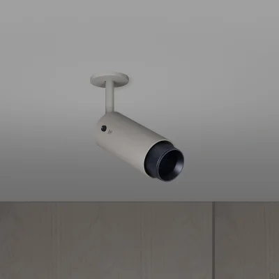 Cruzeta de escape ajustável, farol auxiliar, cinza aço com detalhes em preto.