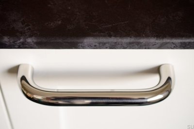 Puxador longo para móveis Grip 143, aço inoxidável polido