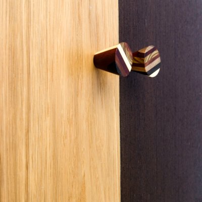 Puxador de madeira para móveis Stratum 30, óleo duro, incolor, semibrilhante