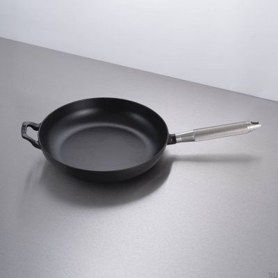 Frigideira Staub de 28 cm em aço preto com cabo prateado serrilhado